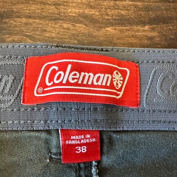 Coleman Men's Olive Cargo Shorts - Picture 3 of 7
